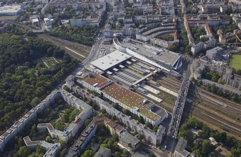 Gesundbrunnen (Berlin) .